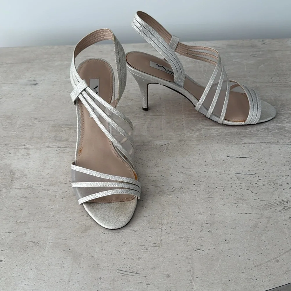 NINA Vitalia Sandals in Silver Wonderland
